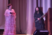 «…между прошлым и будущим…».